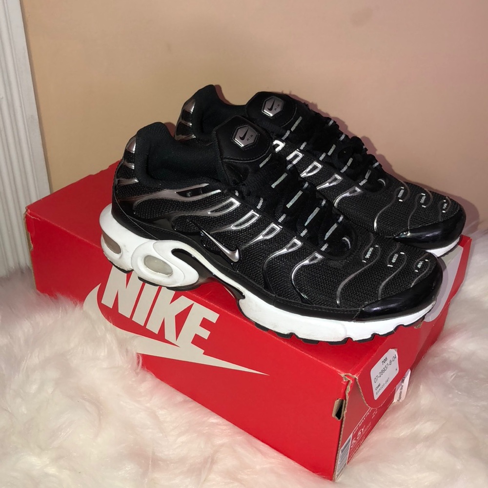 AIR MAX PLUS GS - Picture 3 of 9